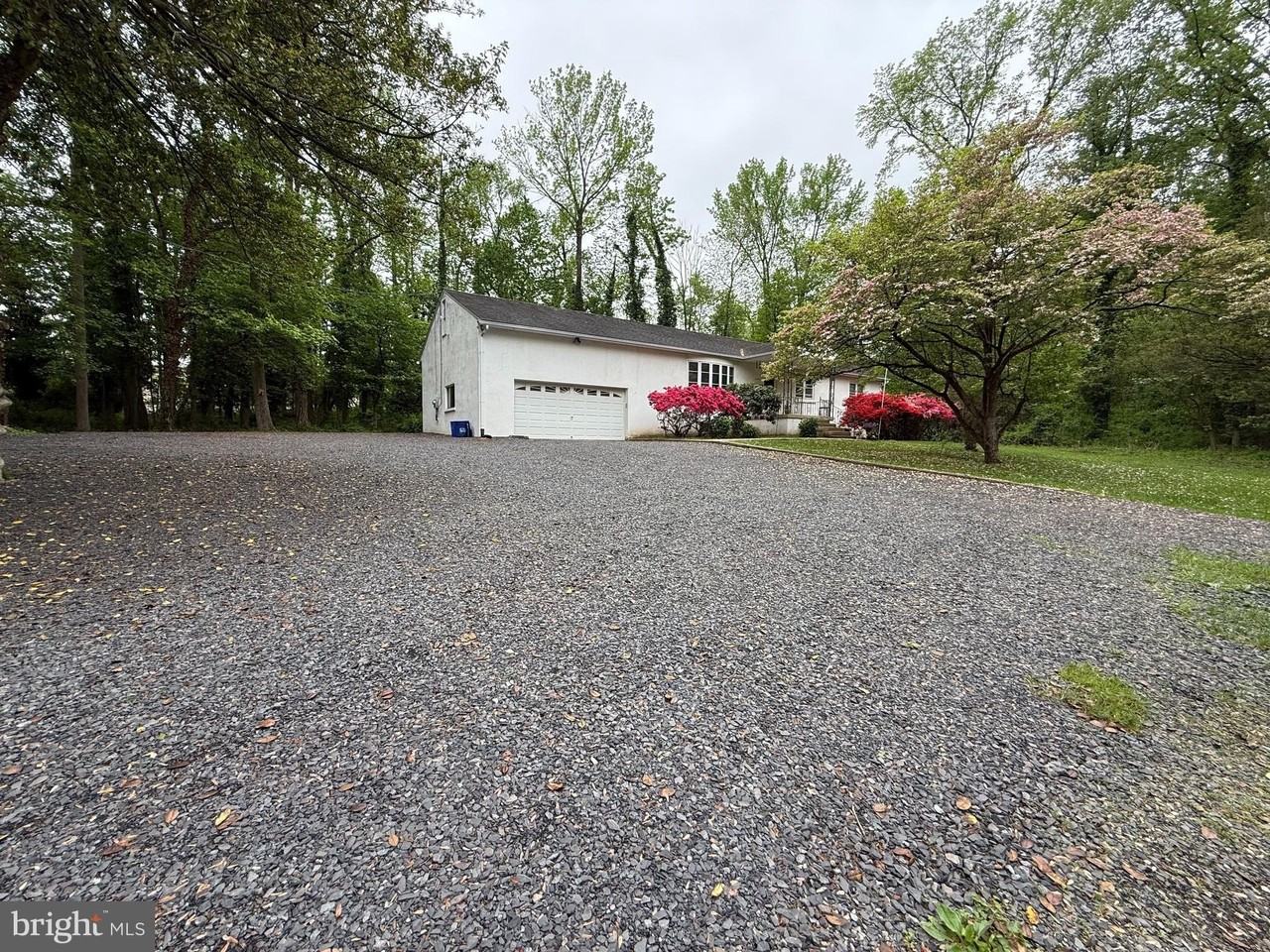 2392 E Ave - Photo 2 of 18