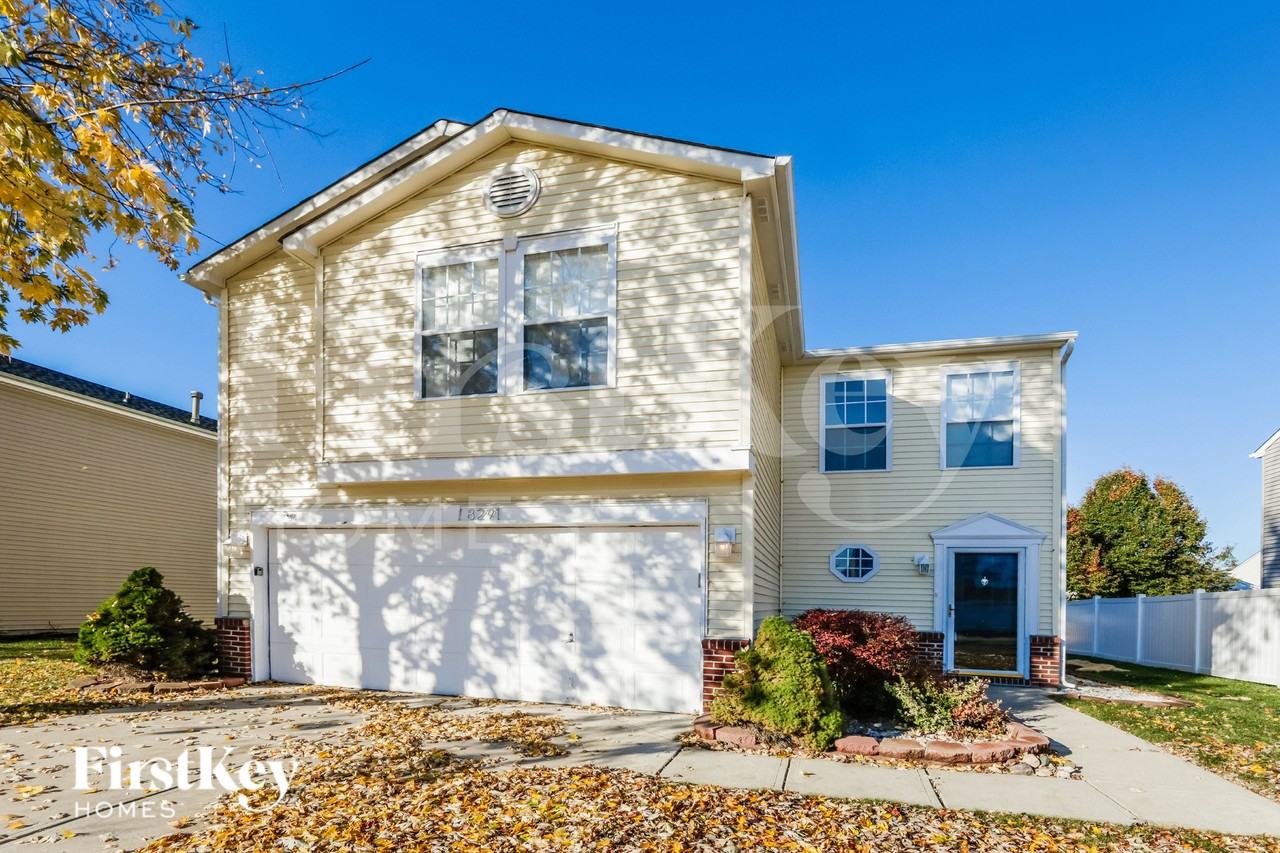 8291 S Shady Trail Dr - Photo 2 of 18