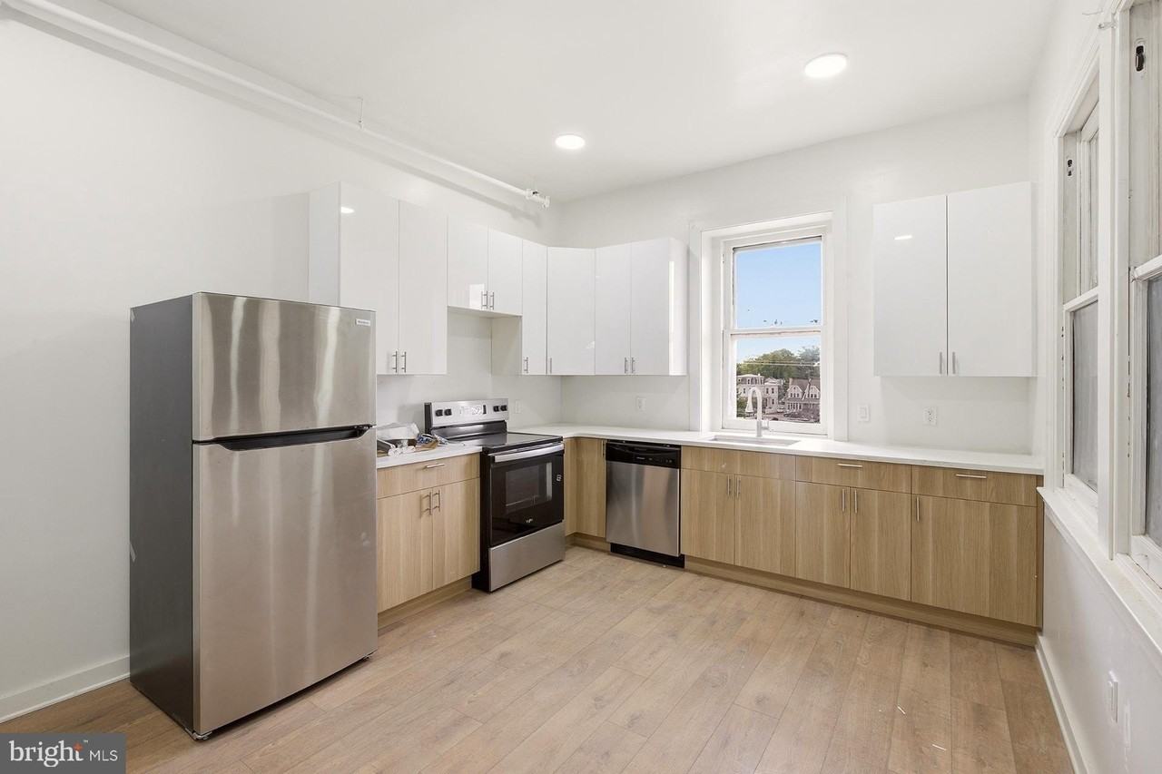 6012 Ridge Ave #7