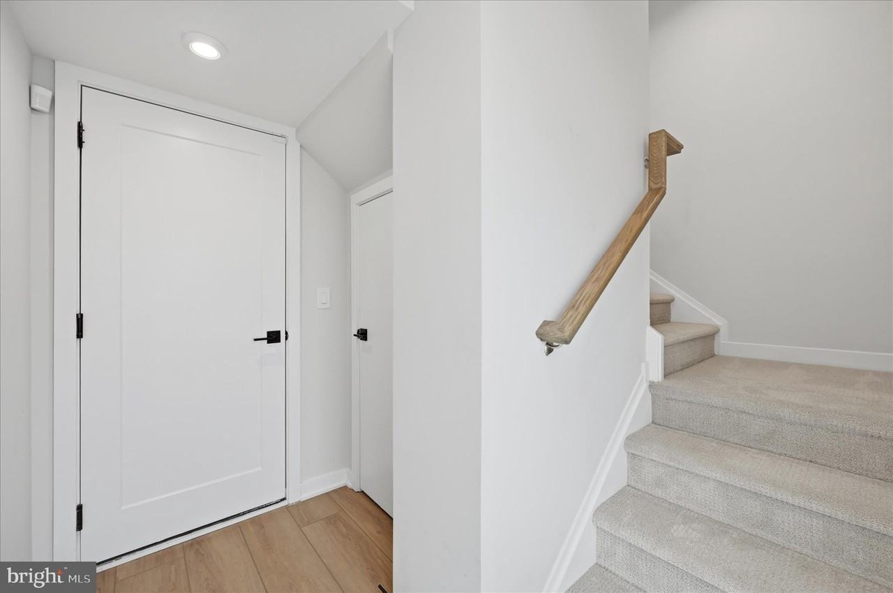 14435 Glen Manor Dr #603 - Photo 7 of 44