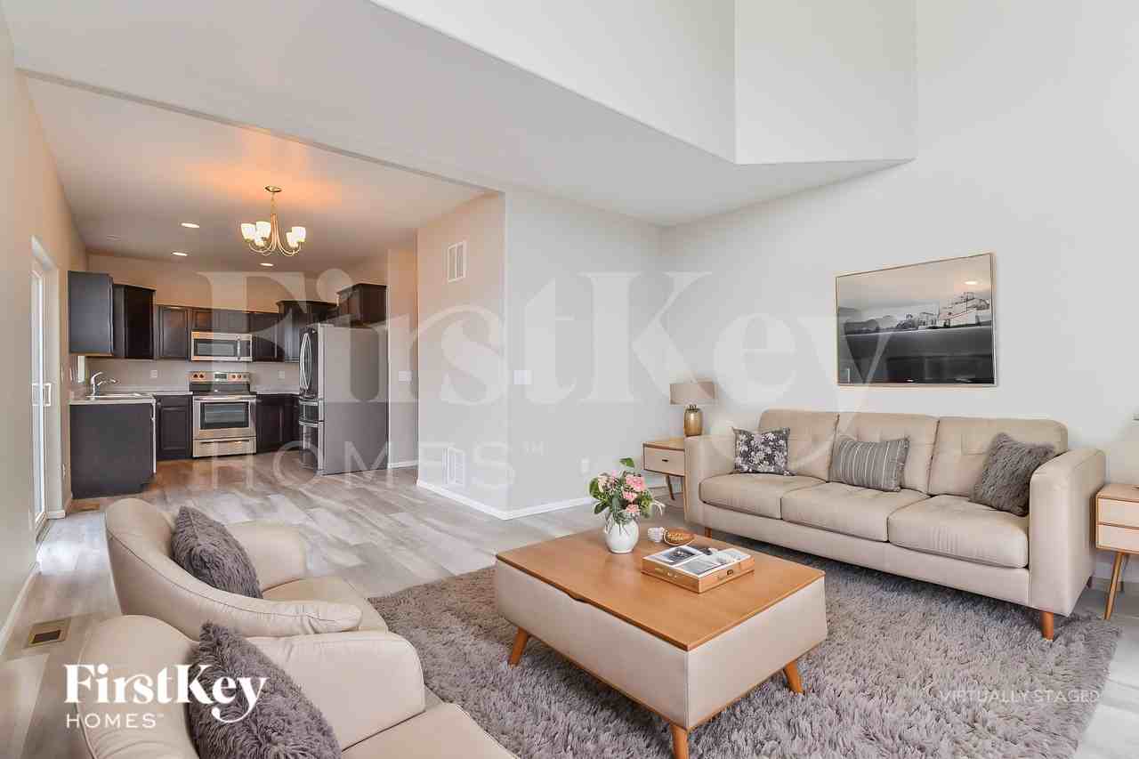 11663 Ducal Pt - Photo 4 of 18