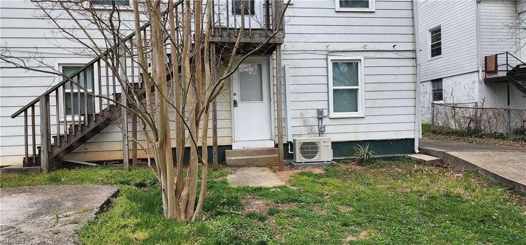 405 Sunset Dr #D