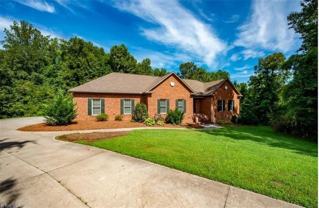 123 Pleasant Dr - Photo 1 of 1