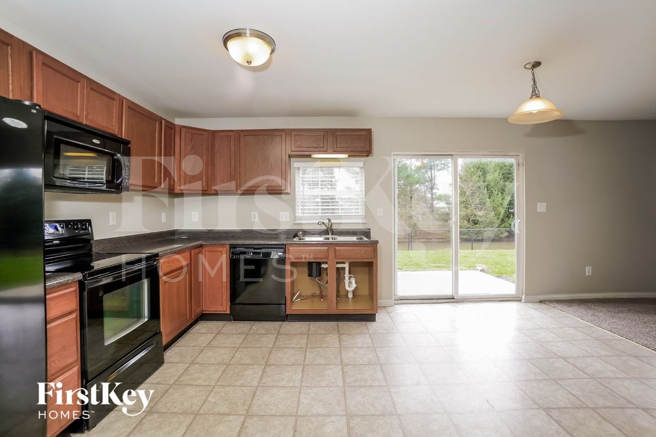 6465 Matcumbe Way - Photo 5 of 15