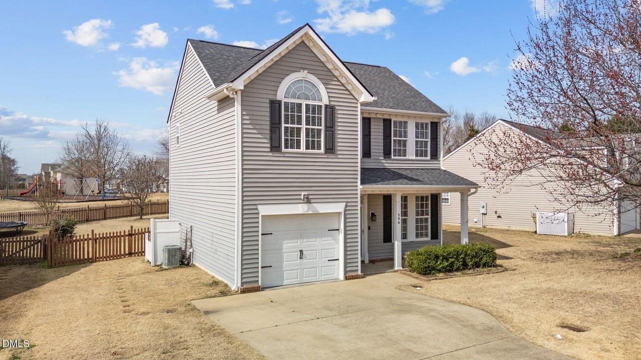 296 Stansbury Ln - Photo 2 of 29