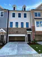 featured image of 1015 Larabee Ln