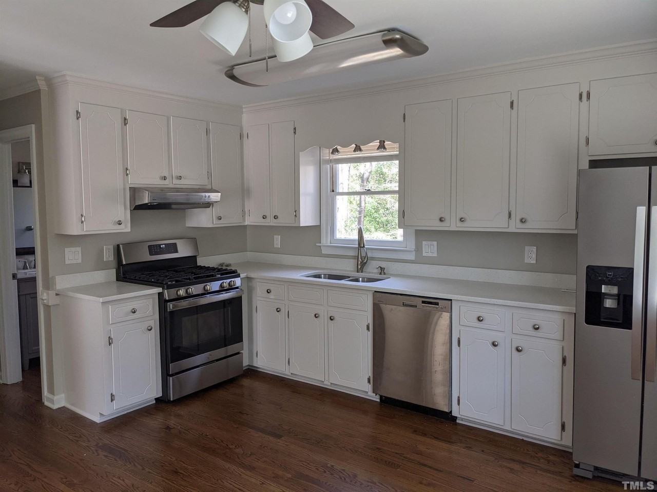 143 Brannigan Pl - Photo 4 of 23