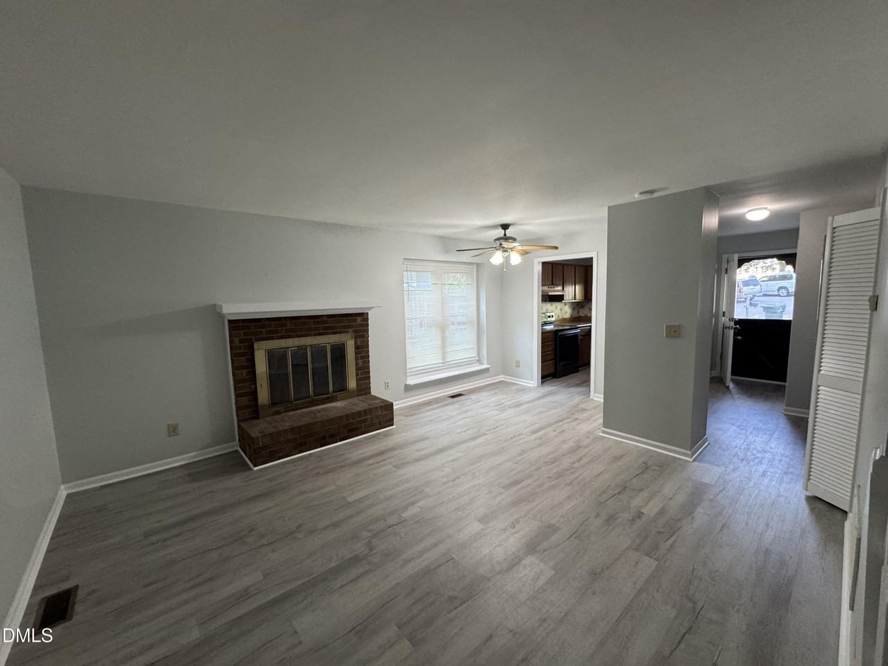 4200 Bertram Dr - Photo 5 of 16