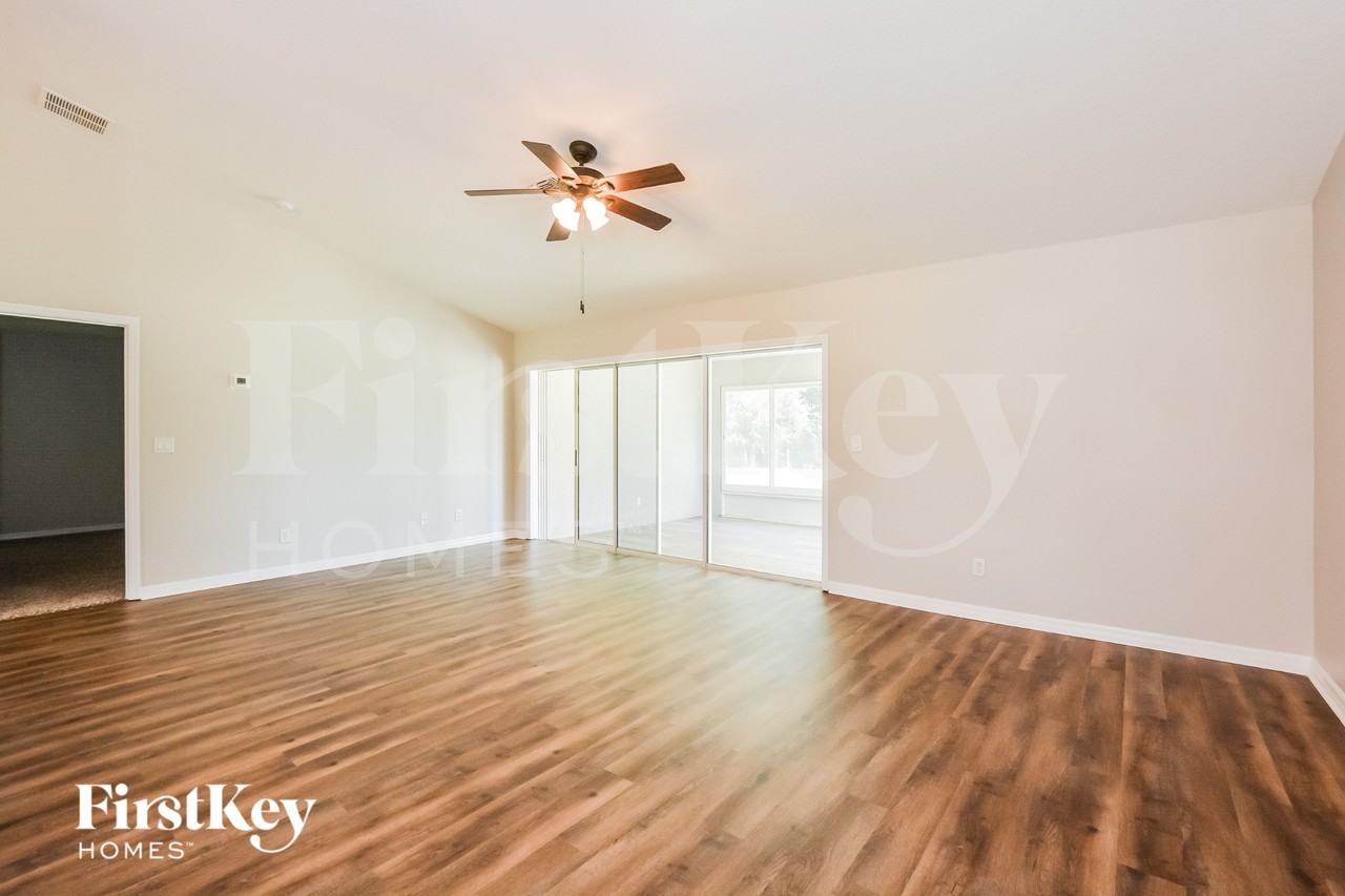 207 Shannon Ln - Photo 5 of 16
