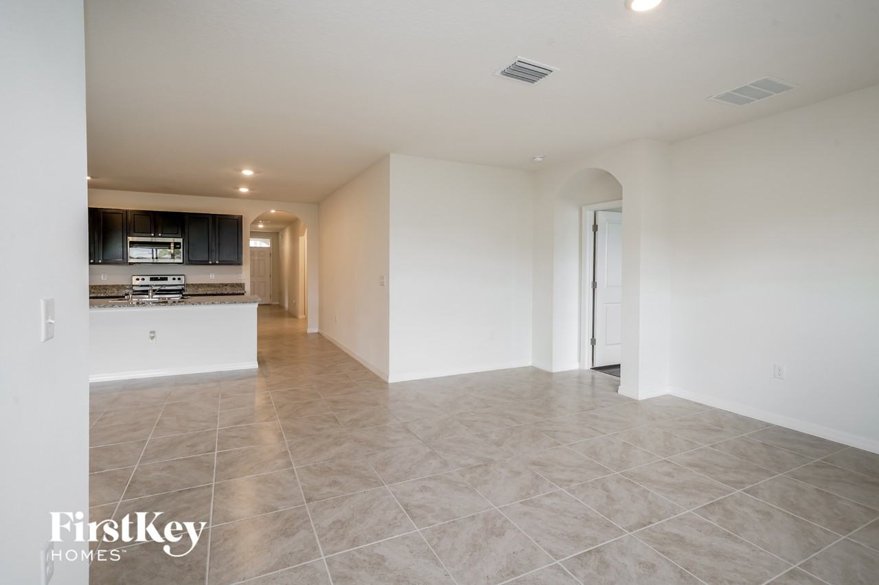 3008 Blakert Ct - Photo 3 of 15