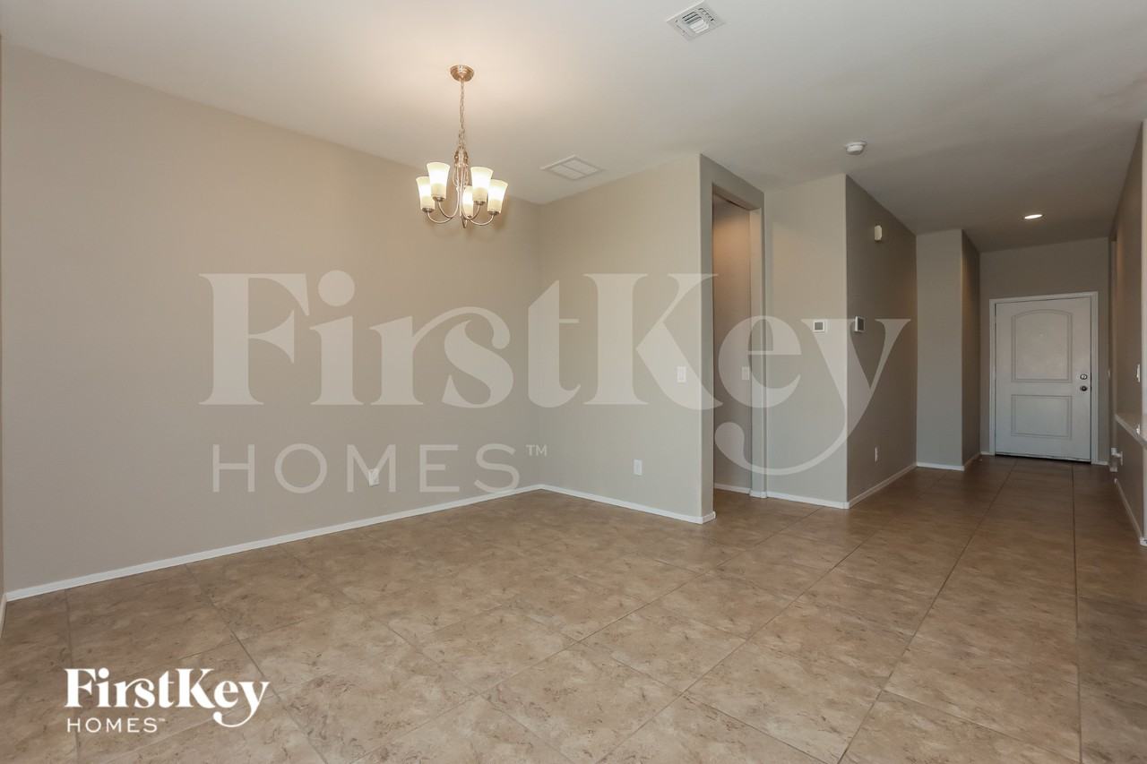 11388 E Wallflower Ln - Photo 5 of 19