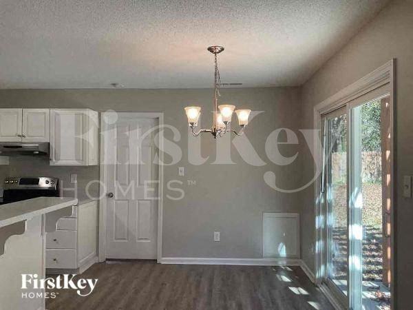 109 W Bank Dr - Photo 4 of 14