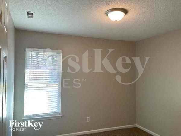 109 W Bank Dr - Photo 7 of 14