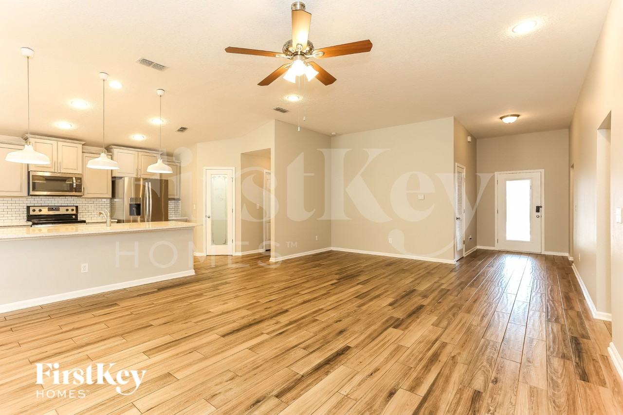 4145 Emilio Ln - Photo 5 of 19