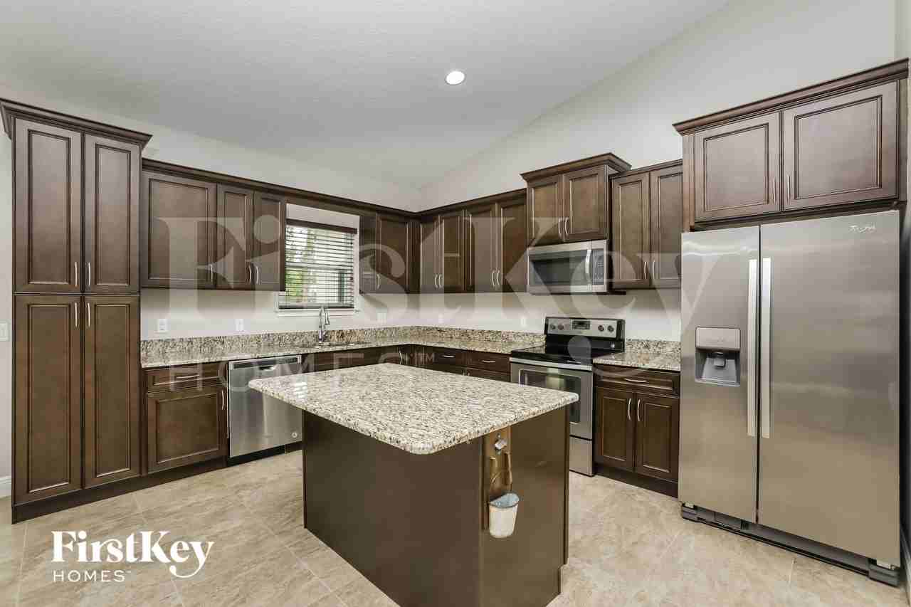 441 Homer Ave - Photo 6 of 16