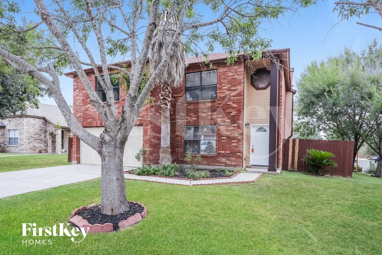 4623 Everstone Crk - Photo 2 of 18
