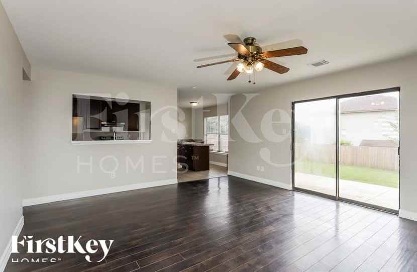 4623 Everstone Crk - Photo 6 of 18