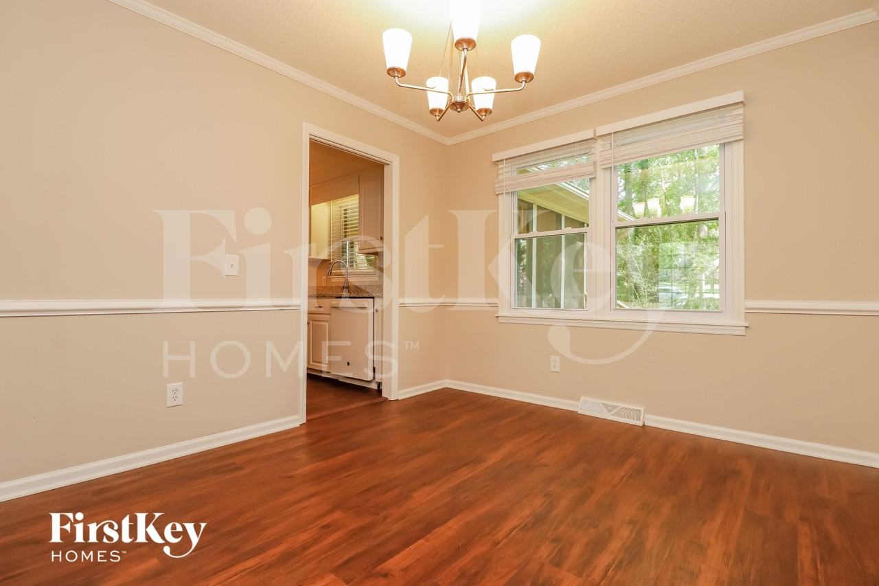 104 Beaumont Ct - Photo 4 of 15