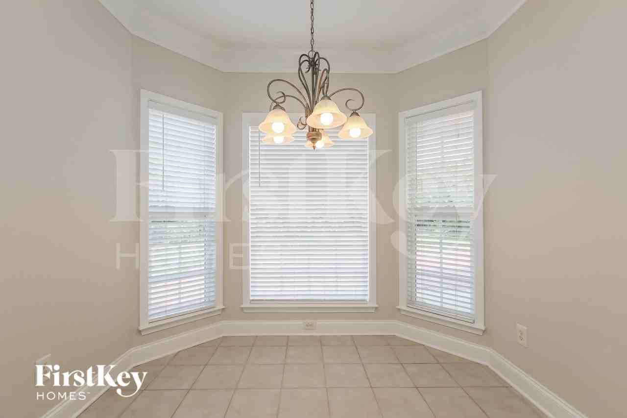4006 Waxwood Dr - Photo 5 of 15
