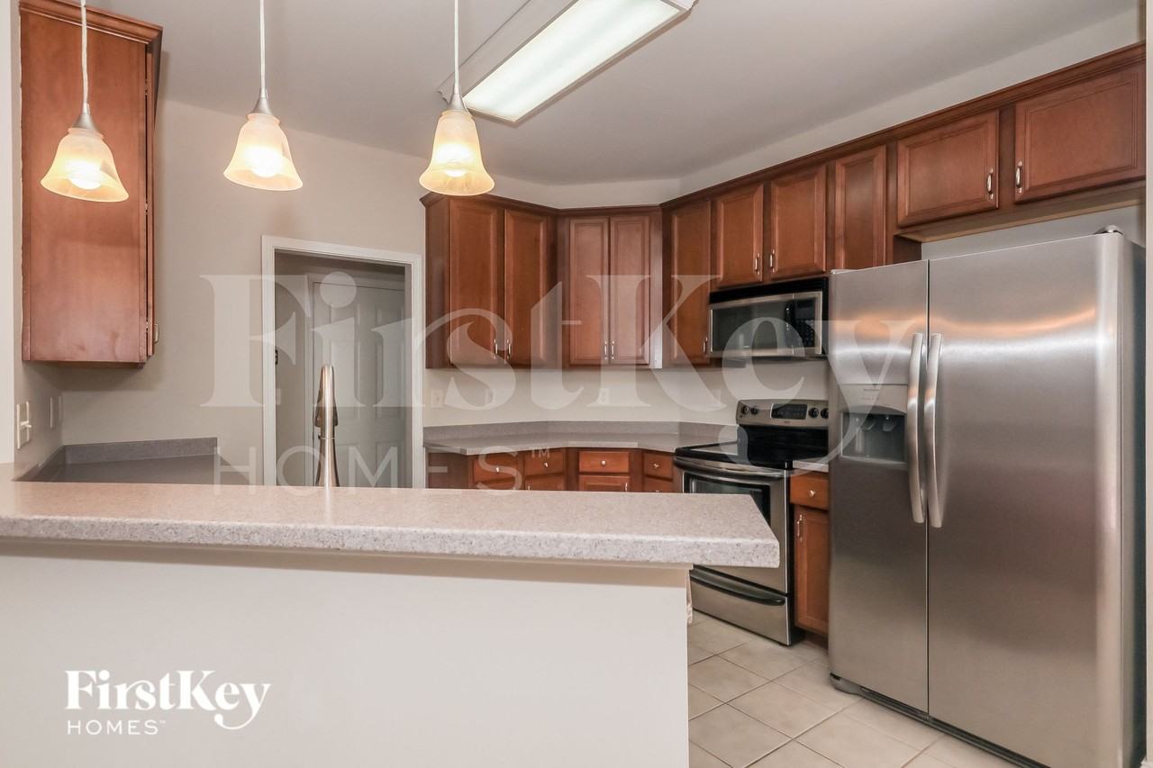 4006 Waxwood Dr - Photo 6 of 15