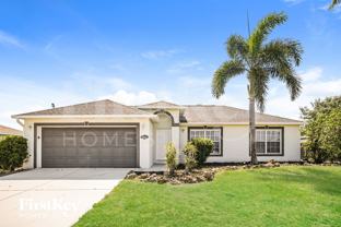 1120 Nw 11th Pl - Photo 1 of 1