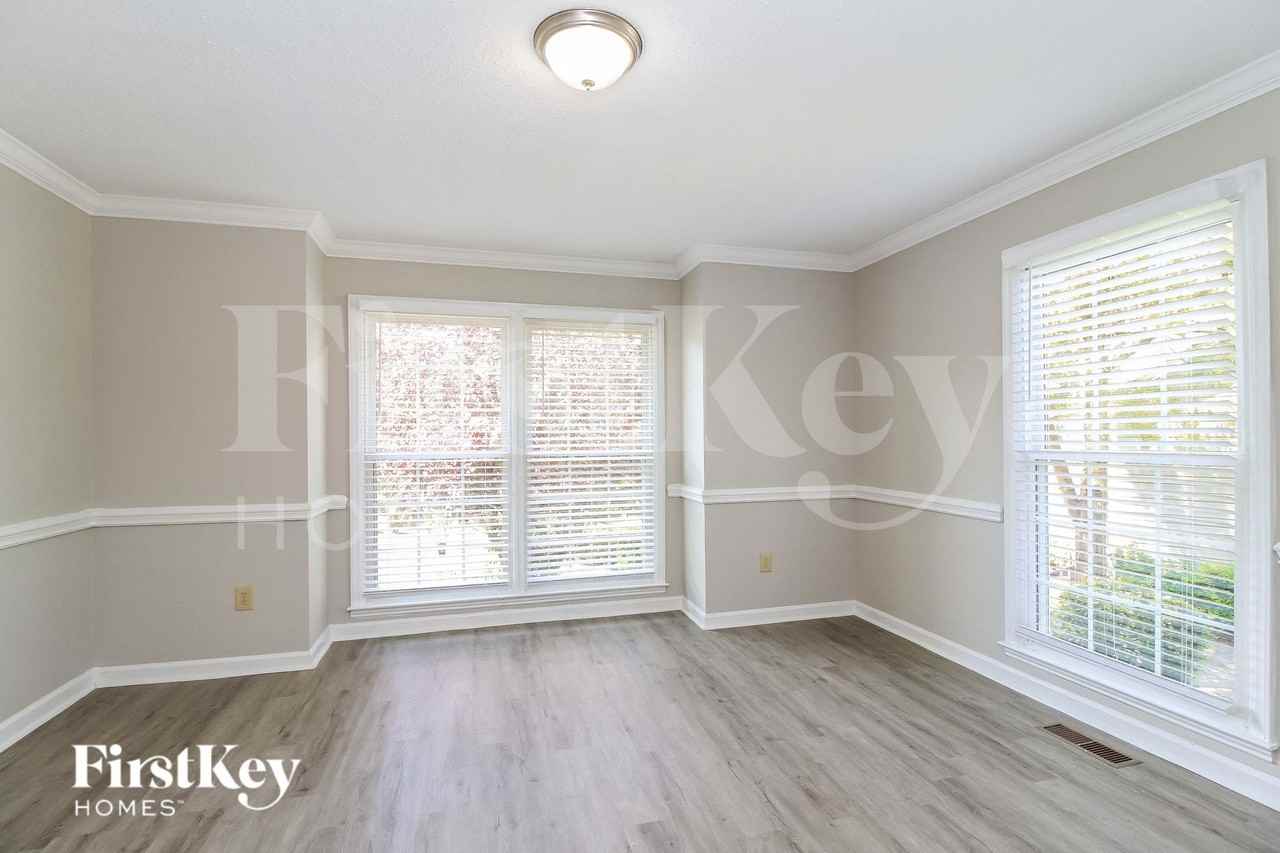 2105 Mirus Ct - Photo 6 of 15