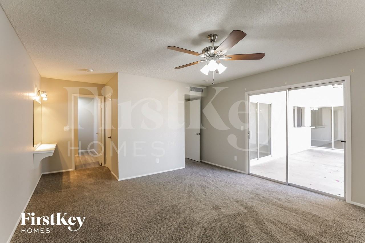 4808 W El Caminito Dr - Photo 7 of 15