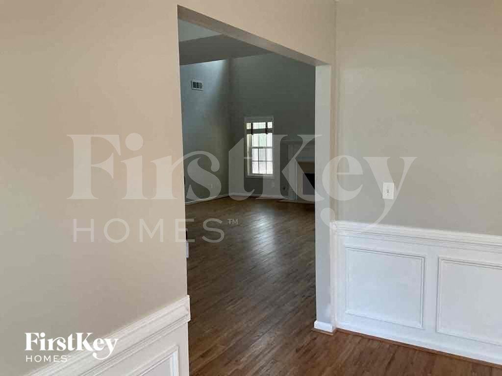 1074 Nathan Mauldin Dr - Photo 5 of 28