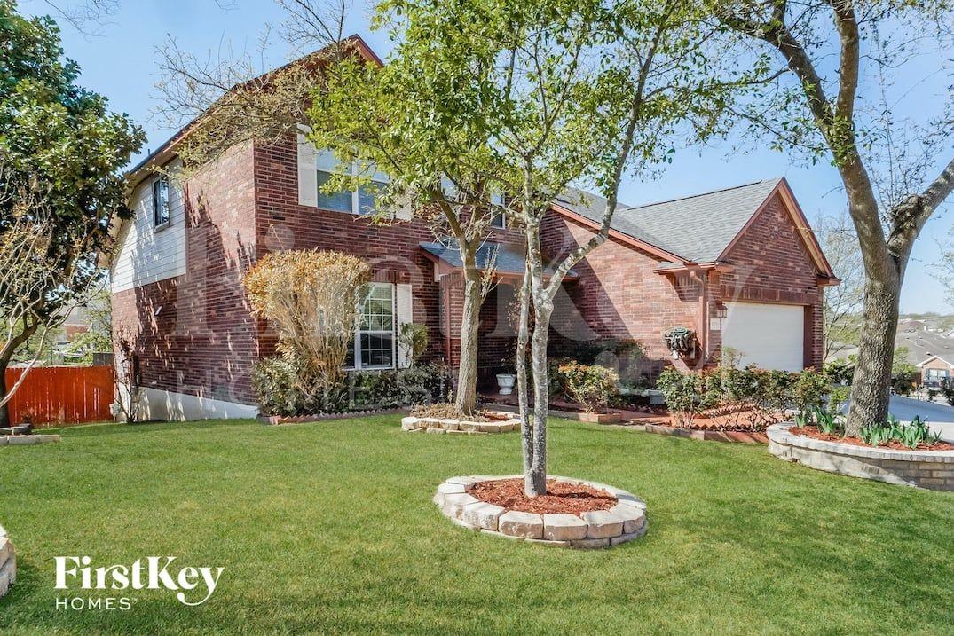 20930 Pedregoso Ln - Photo 2 of 15