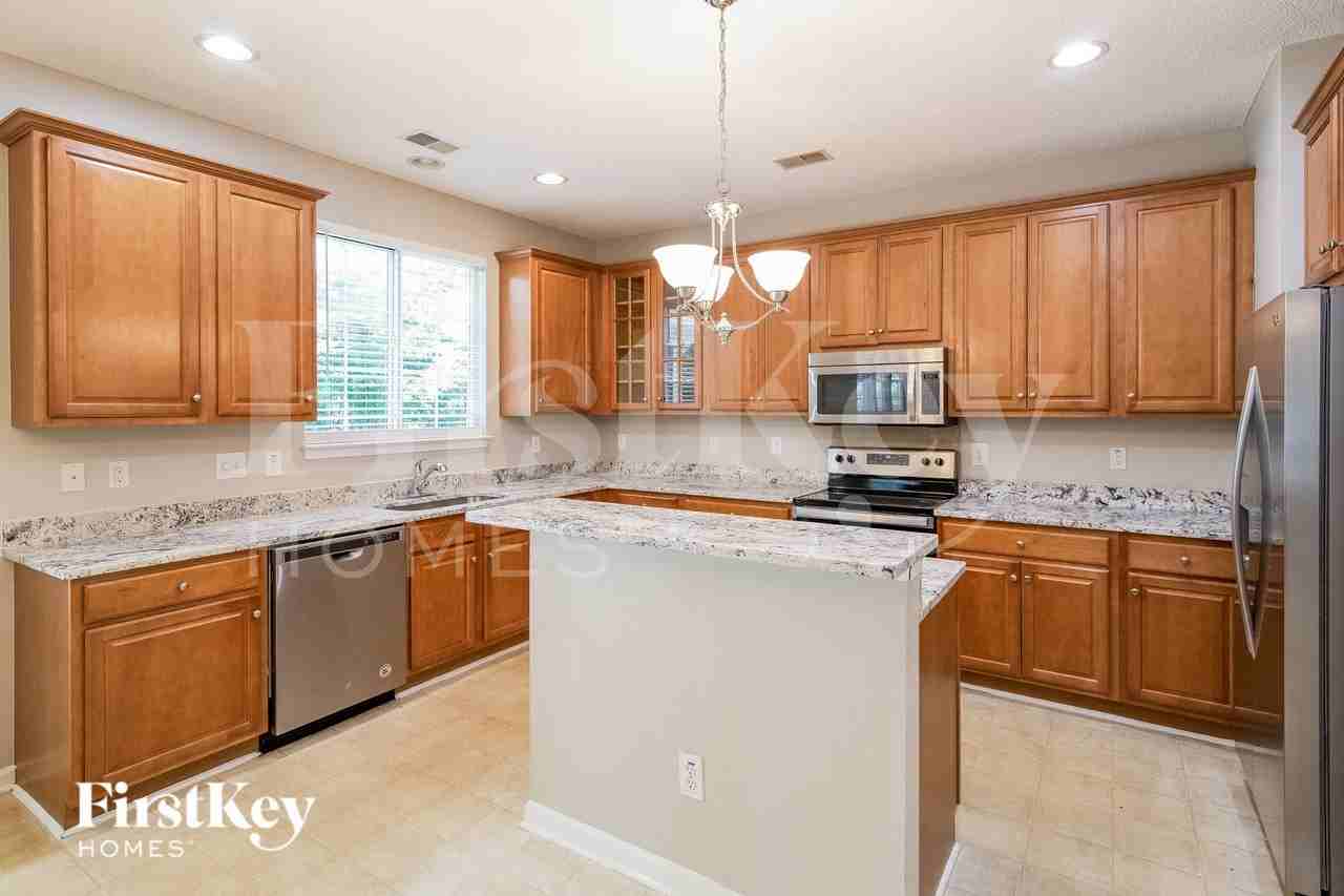 105 Arithmetic Ct - Photo 6 of 14