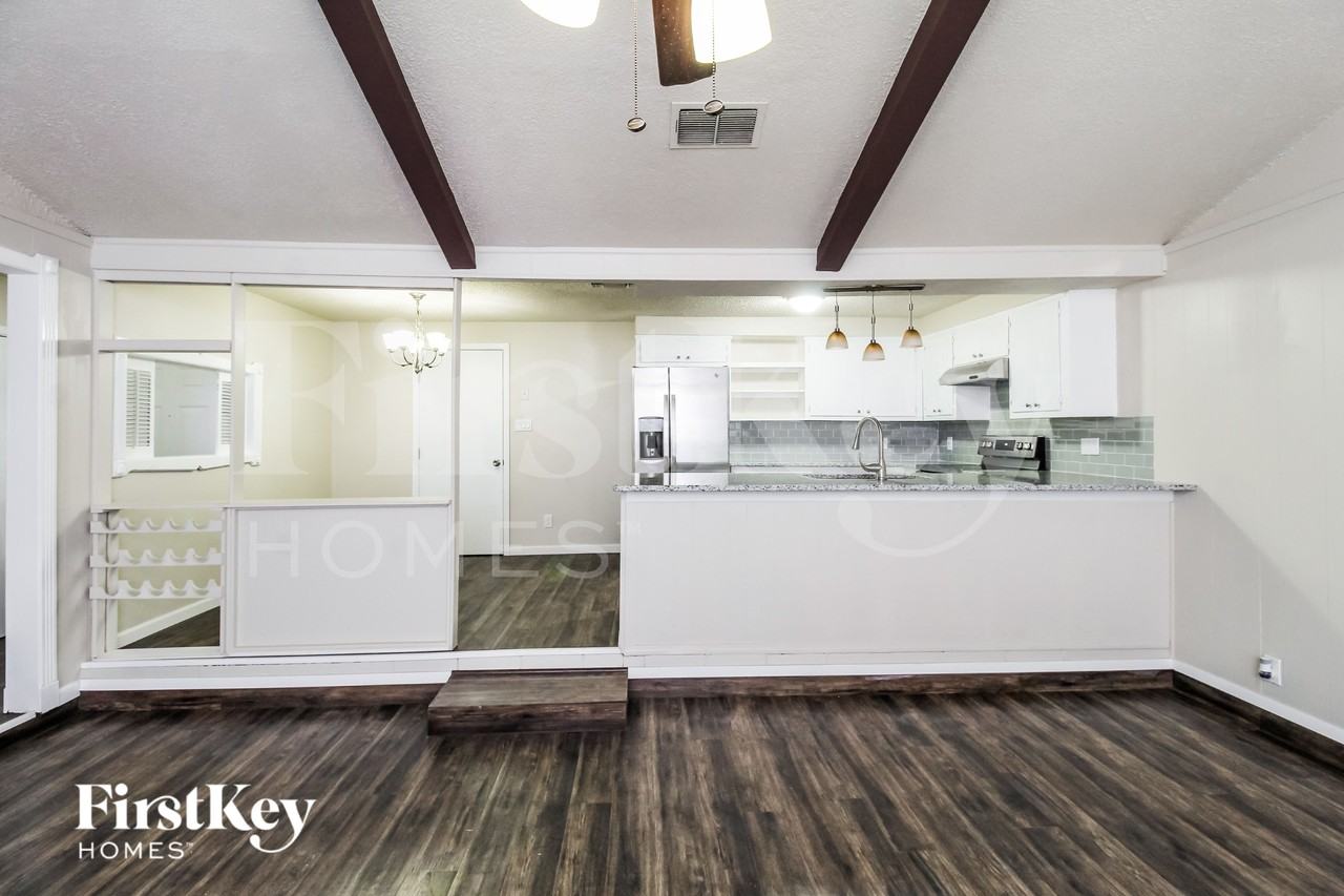 2509 E Williamsburg Mnr - Photo 6 of 16