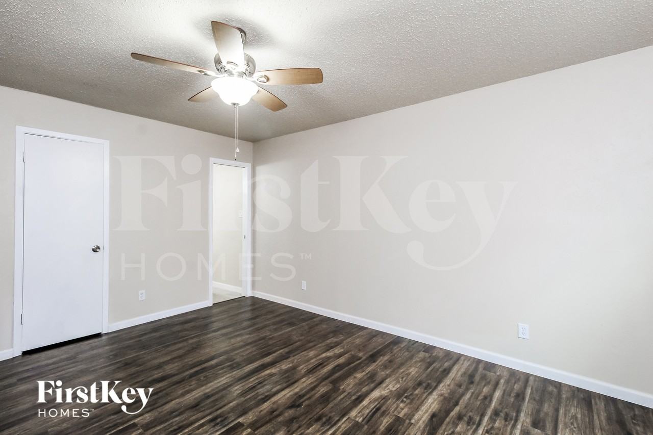 2509 E Williamsburg Mnr - Photo 7 of 16