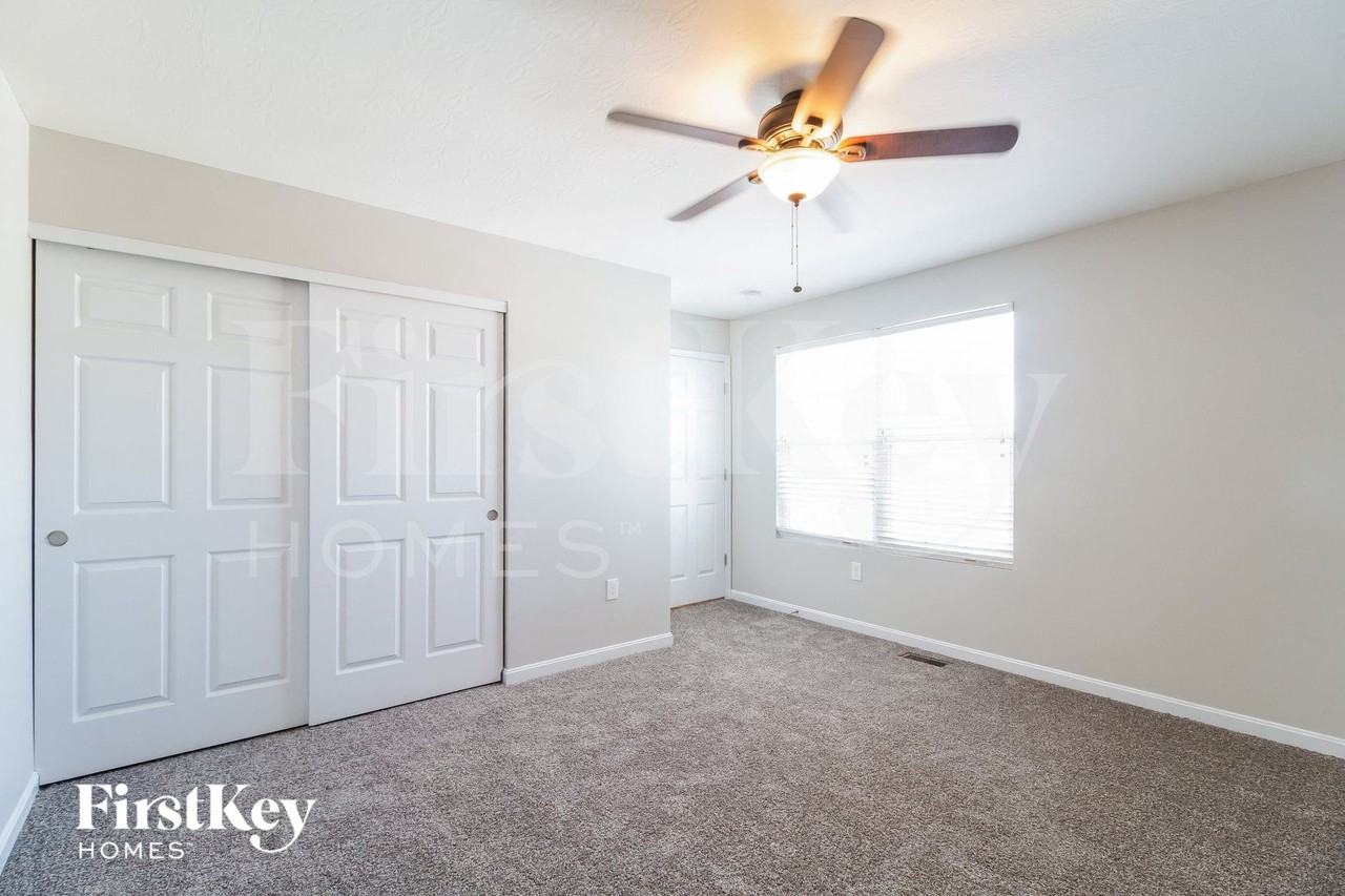 2131 Picketside Dr - Photo 3 of 15