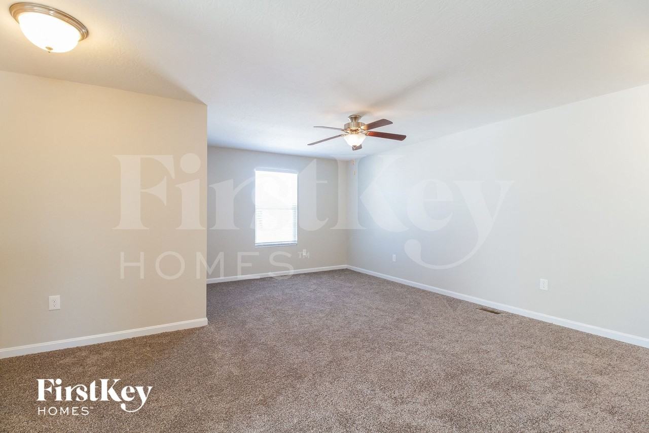 2131 Picketside Dr - Photo 5 of 15