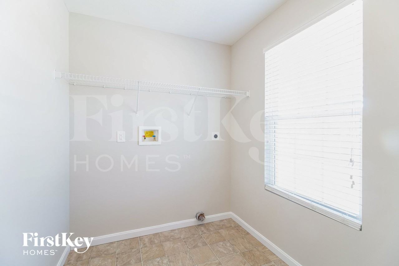 2131 Picketside Dr - Photo 6 of 15