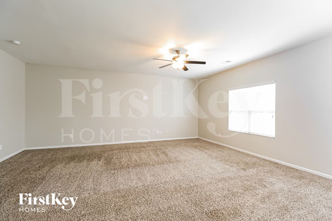 104 Greenway View Ct - Photo 3 of 19