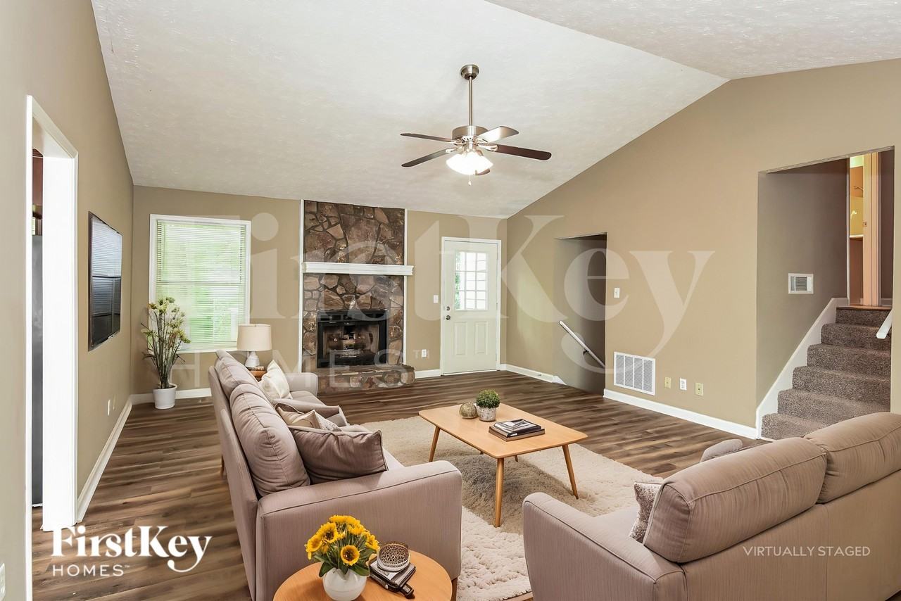 1170 Kennesaw Springs Dr Nw - Photo 4 of 19