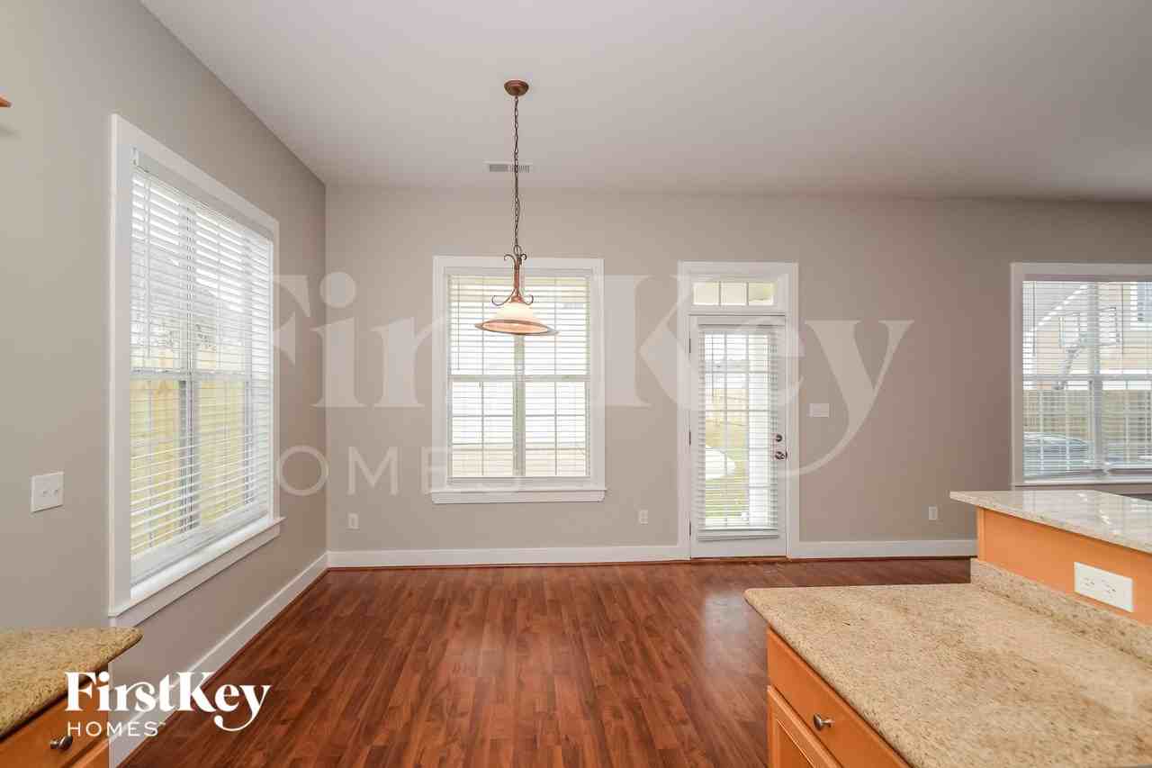 5485 Wisteria Trce - Photo 5 of 15