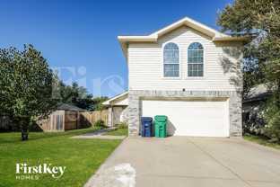 729 Pace Dr - Photo 1 of 1