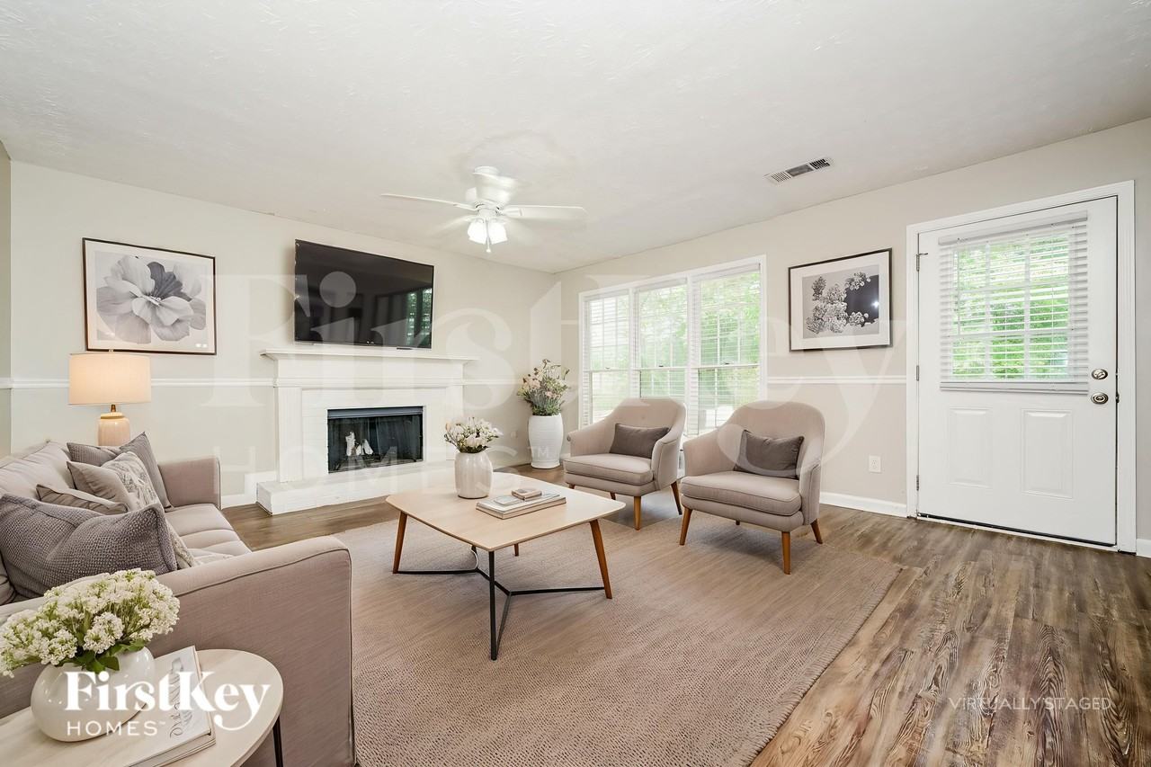 55 Cinnamon Fern Cir - Photo 3 of 19