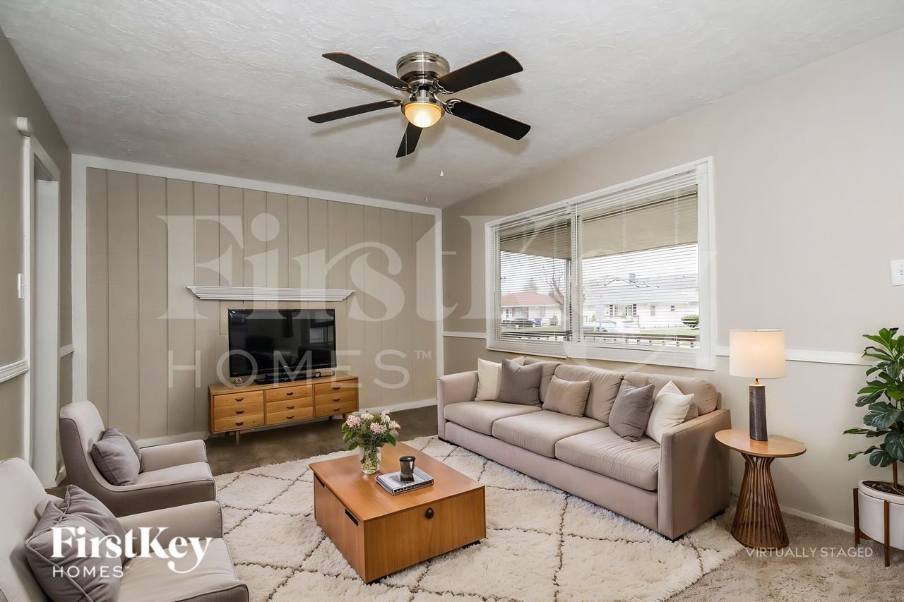 4742 Normal Ave - Photo 4 of 19