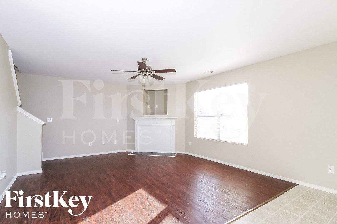 3137 Asheton Grove Ct - Photo 3 of 15
