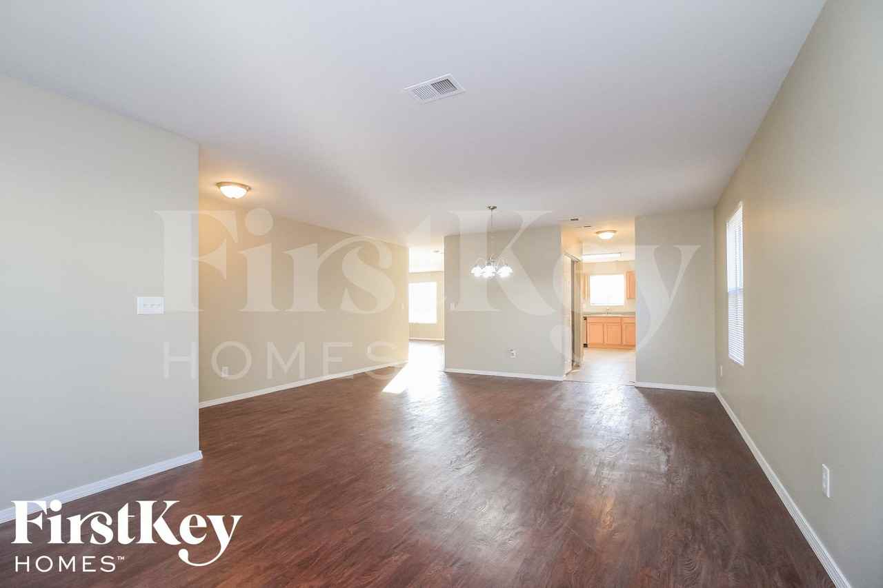 3137 Asheton Grove Ct - Photo 5 of 15