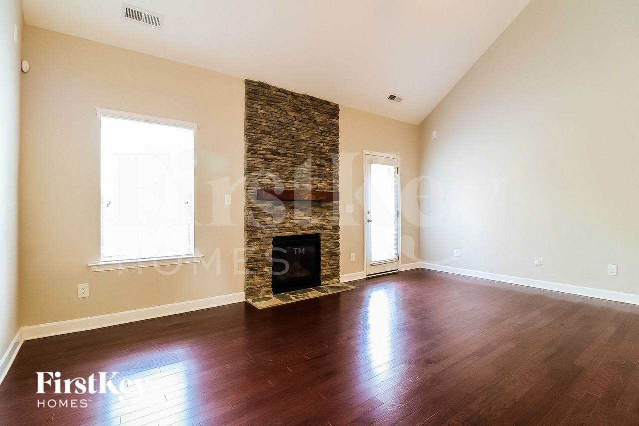 271 Summerwind Plantation Dr - Photo 3 of 15