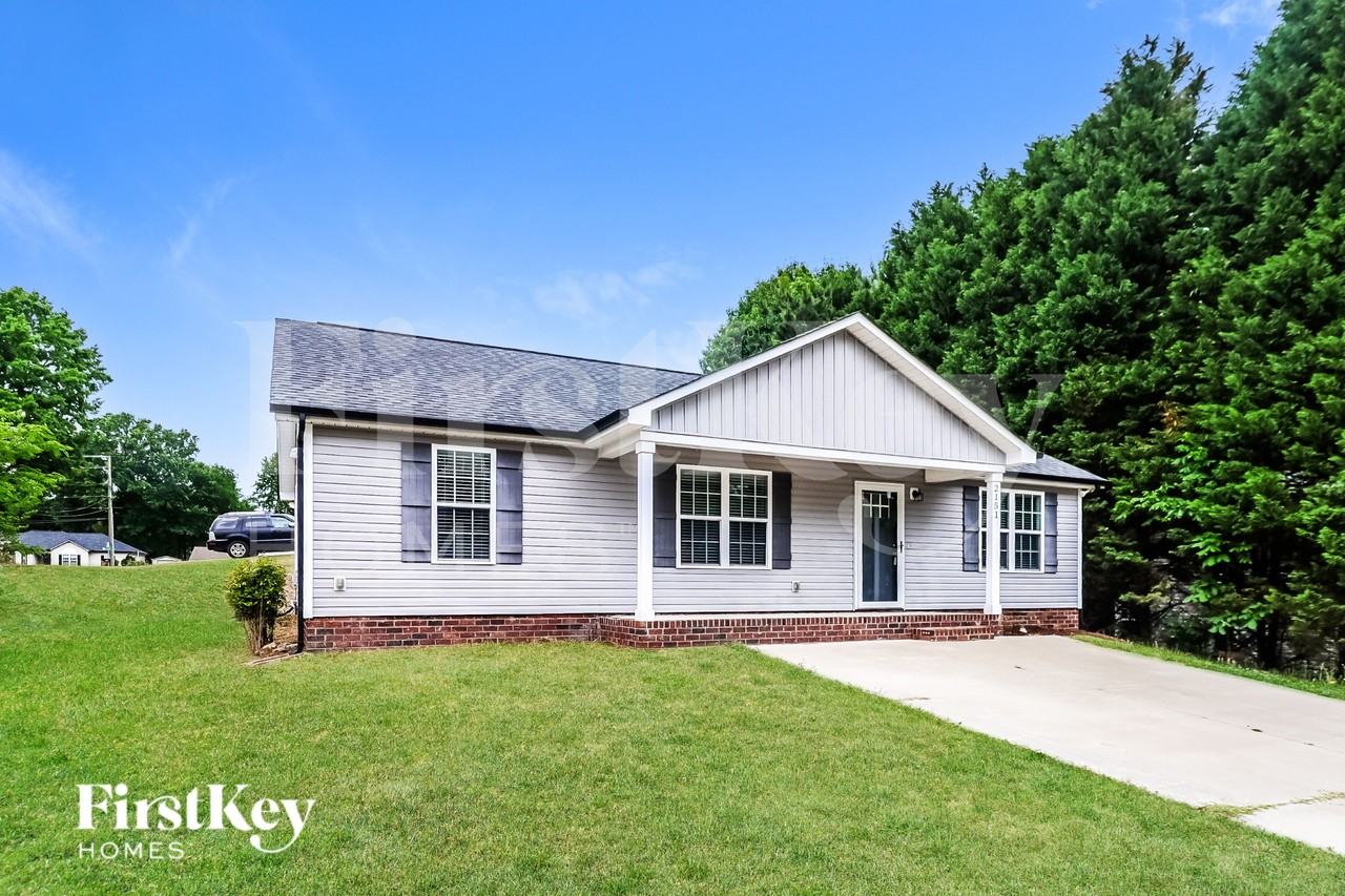 2151 Brantley Creek Dr - Photo 2 of 19