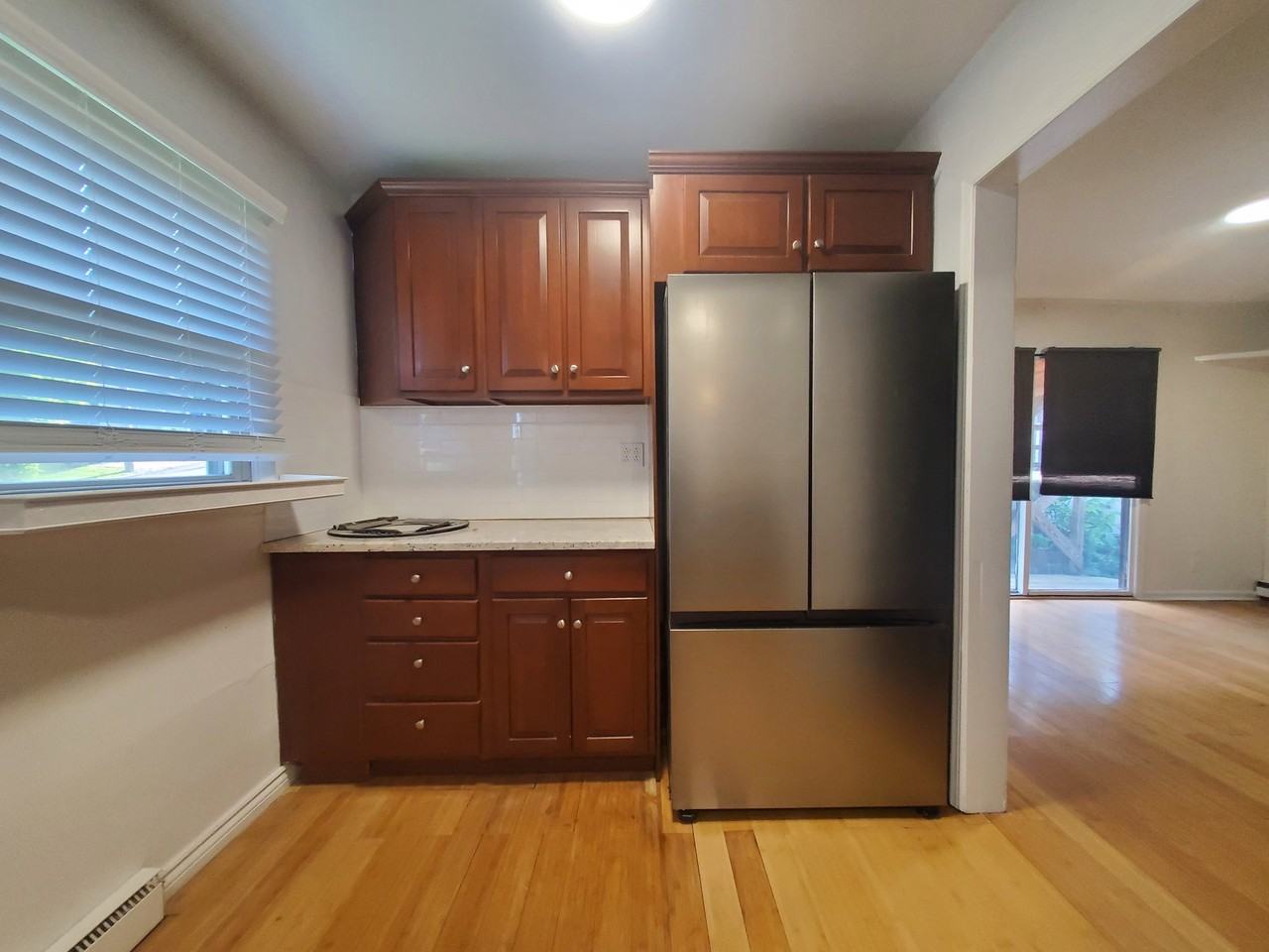 7 Chatfield St #1 - Photo 3 of 8