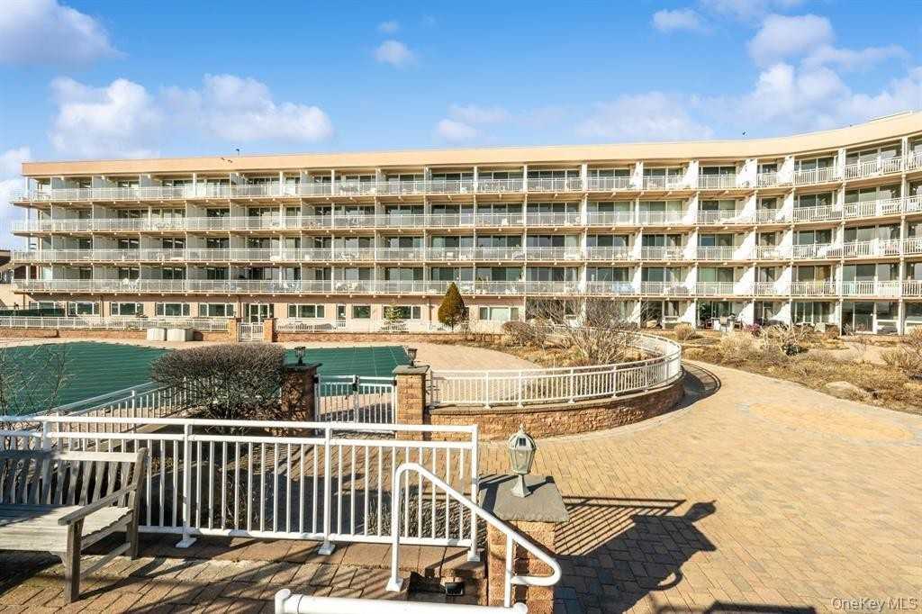 830 Shore Rd ##1h - Photo 5 of 23