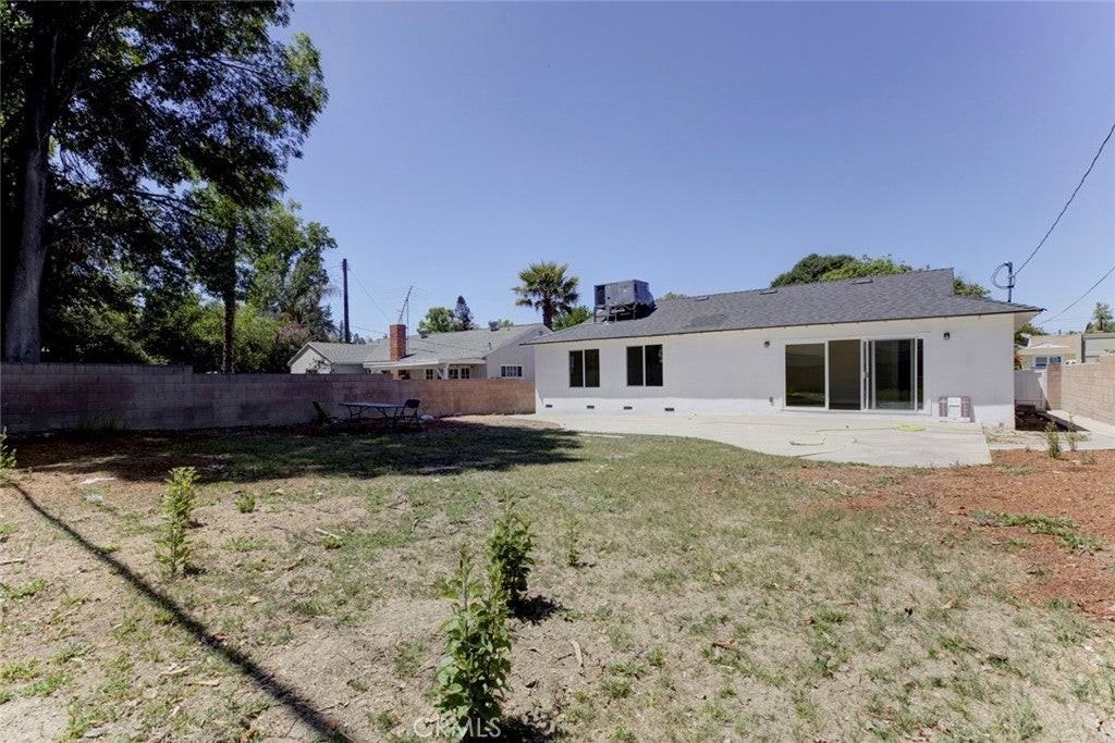 8358 Nestle Ave - Photo 2 of 18