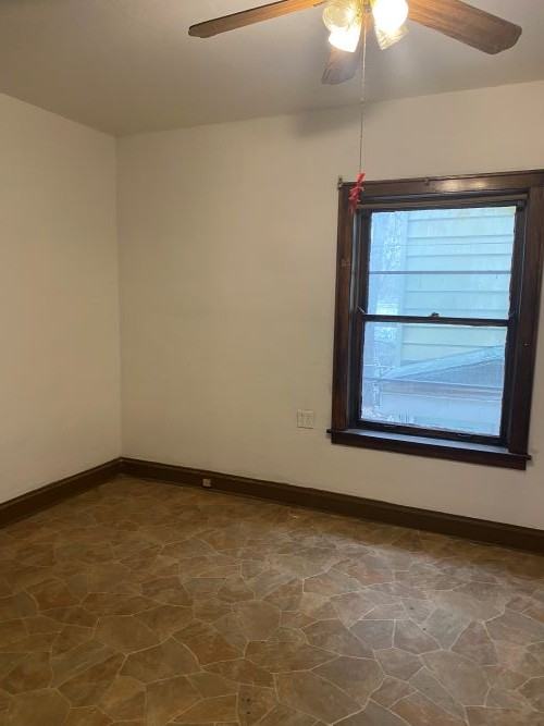 10214 S State St Unit 1 - Photo 5 of 12