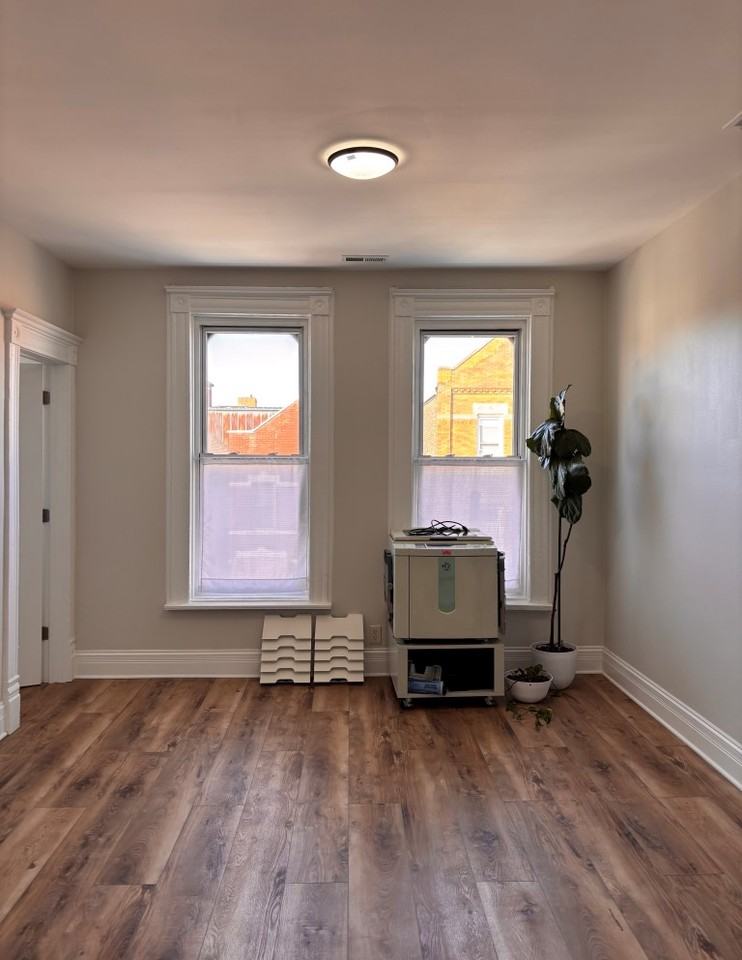 1533 W 17th St Apt 3f - Photo 3 of 7